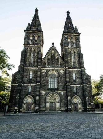 Helen Homestay Vysehrad Прага Екстериор снимка