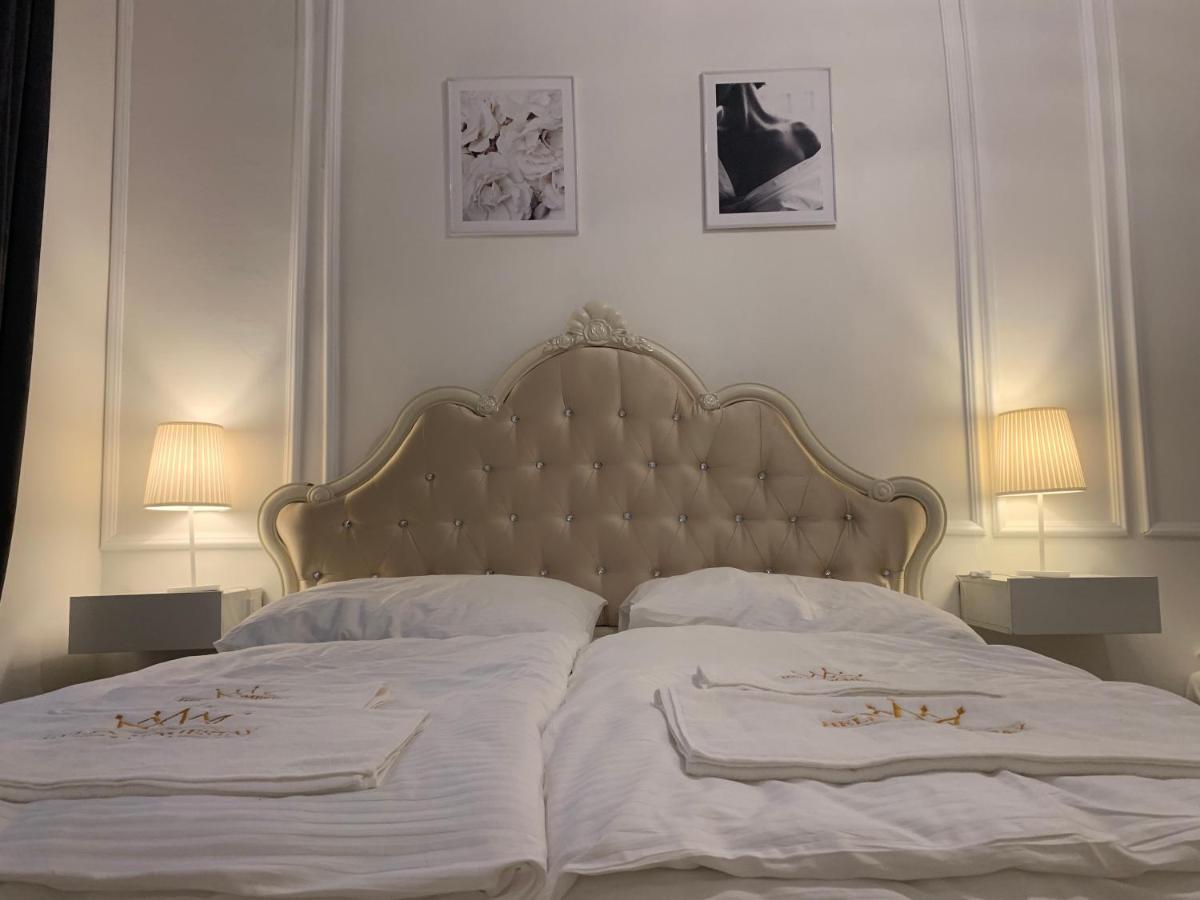 Helen Homestay Vysehrad Прага Екстериор снимка