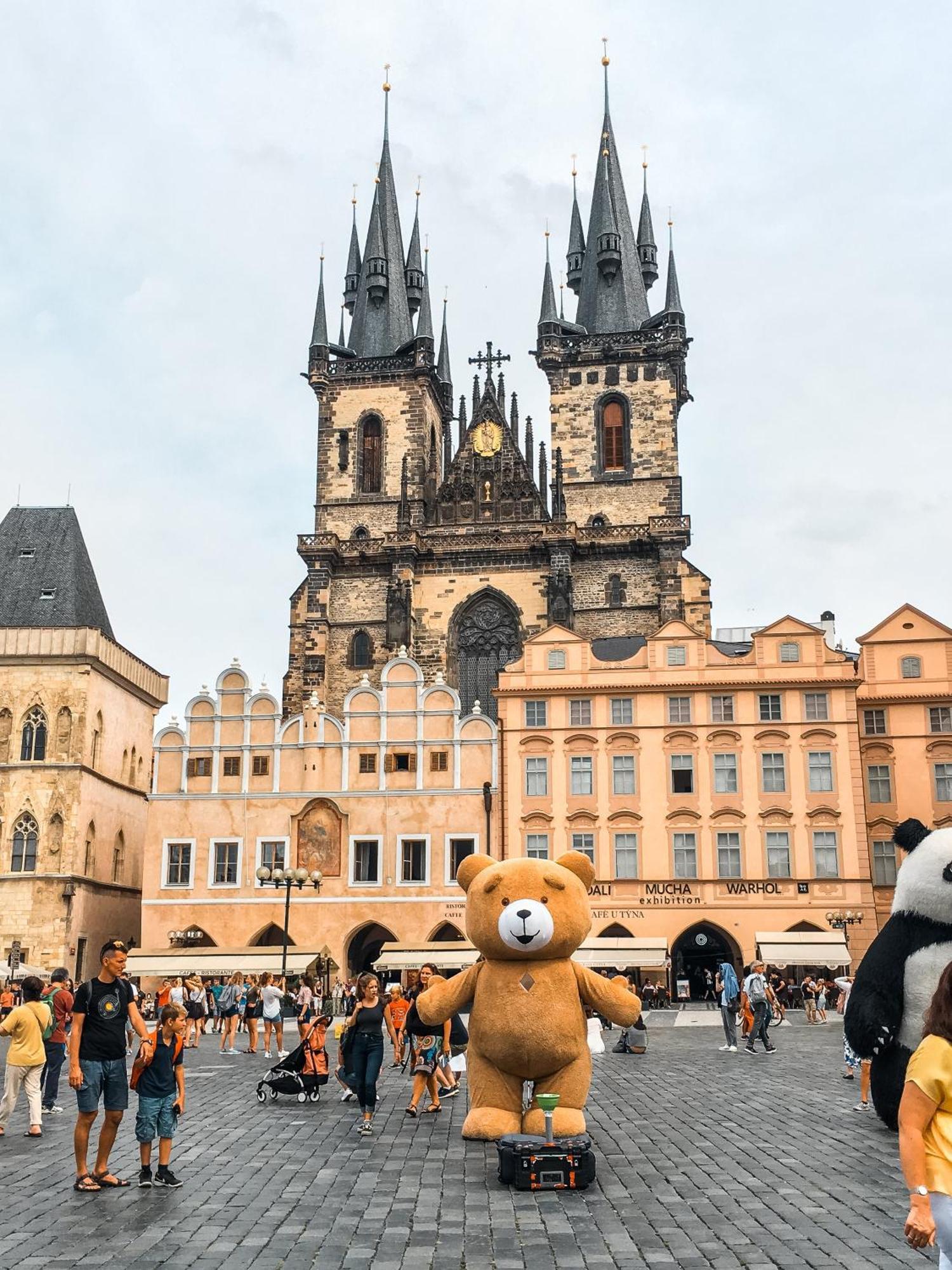 Helen Homestay Vysehrad Прага Екстериор снимка